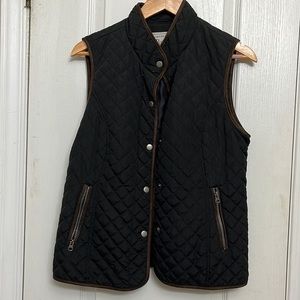 G. H. Bass & Co. Quilted vest